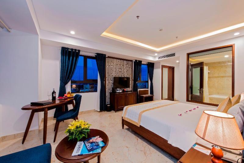 Eden Ocean View Hotel Дананг Стая снимка
