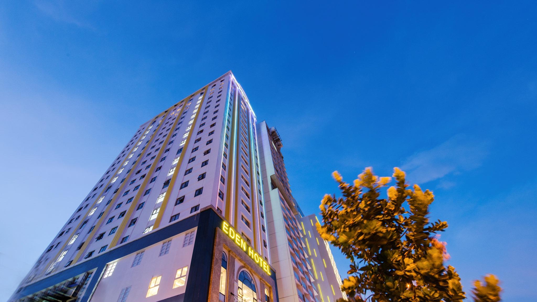 Eden Ocean View Hotel Дананг Екстериор снимка
