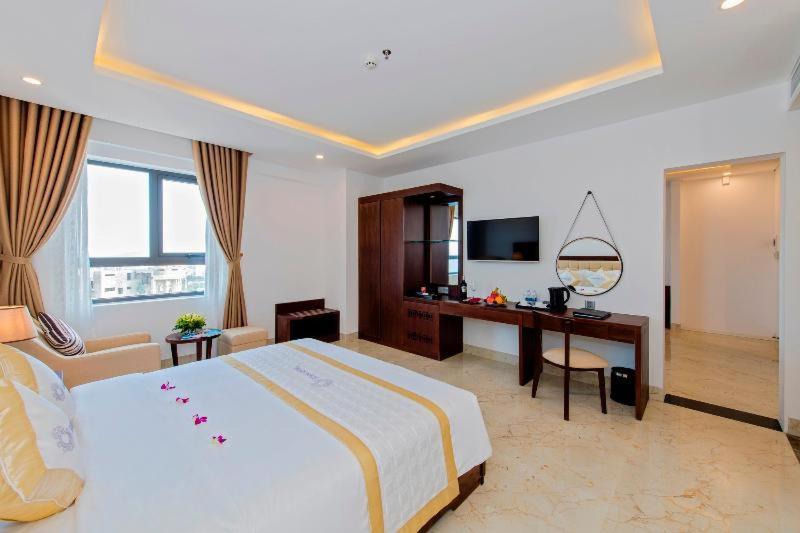 Eden Ocean View Hotel Дананг Стая снимка