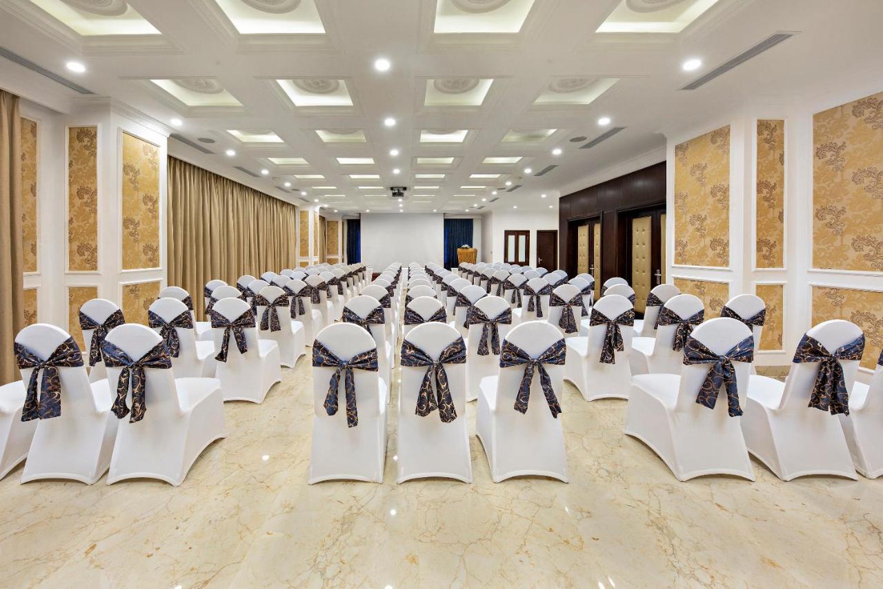 Eden Ocean View Hotel Дананг Екстериор снимка